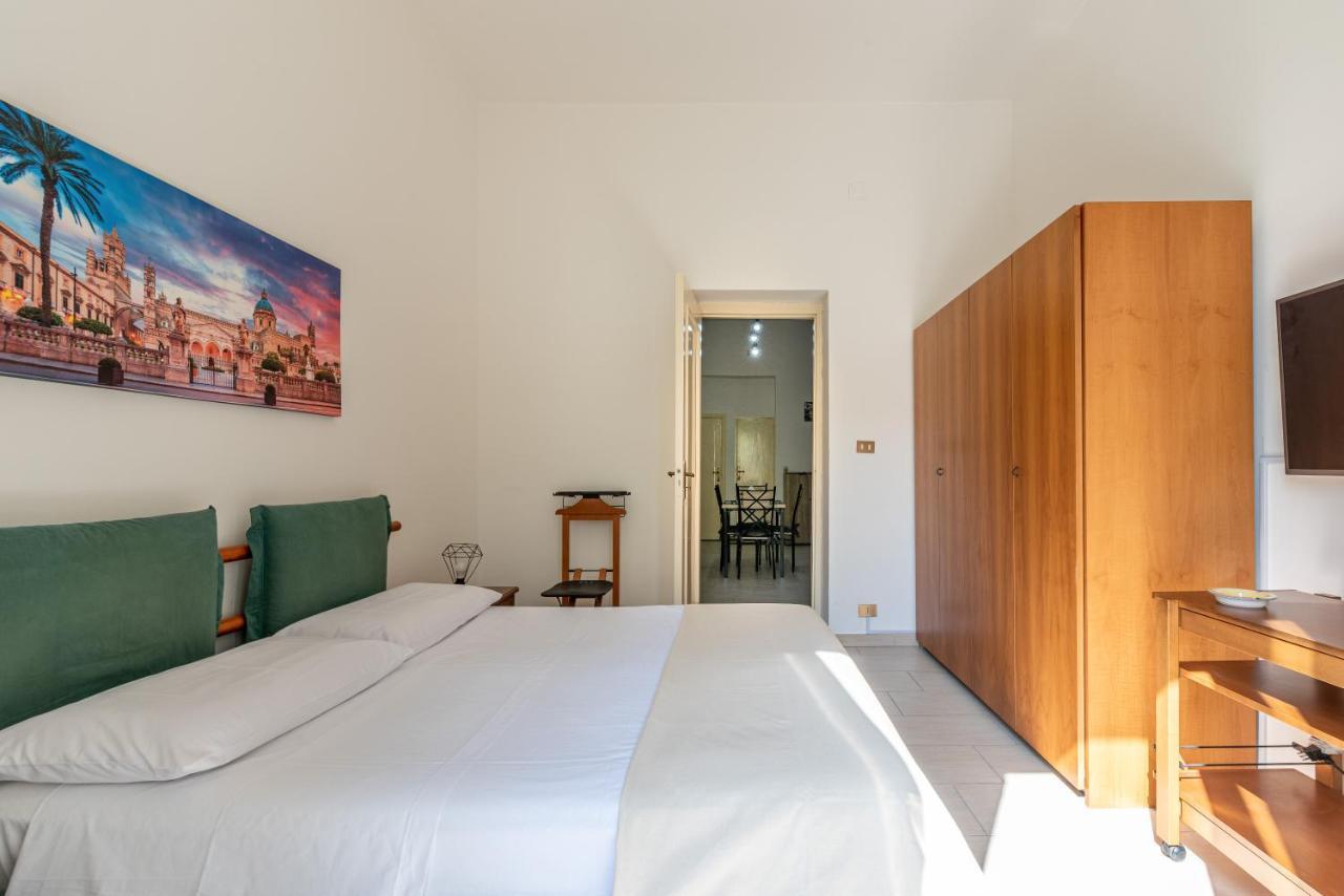 I Mori-Holiday Apartment Palerme Extérieur photo