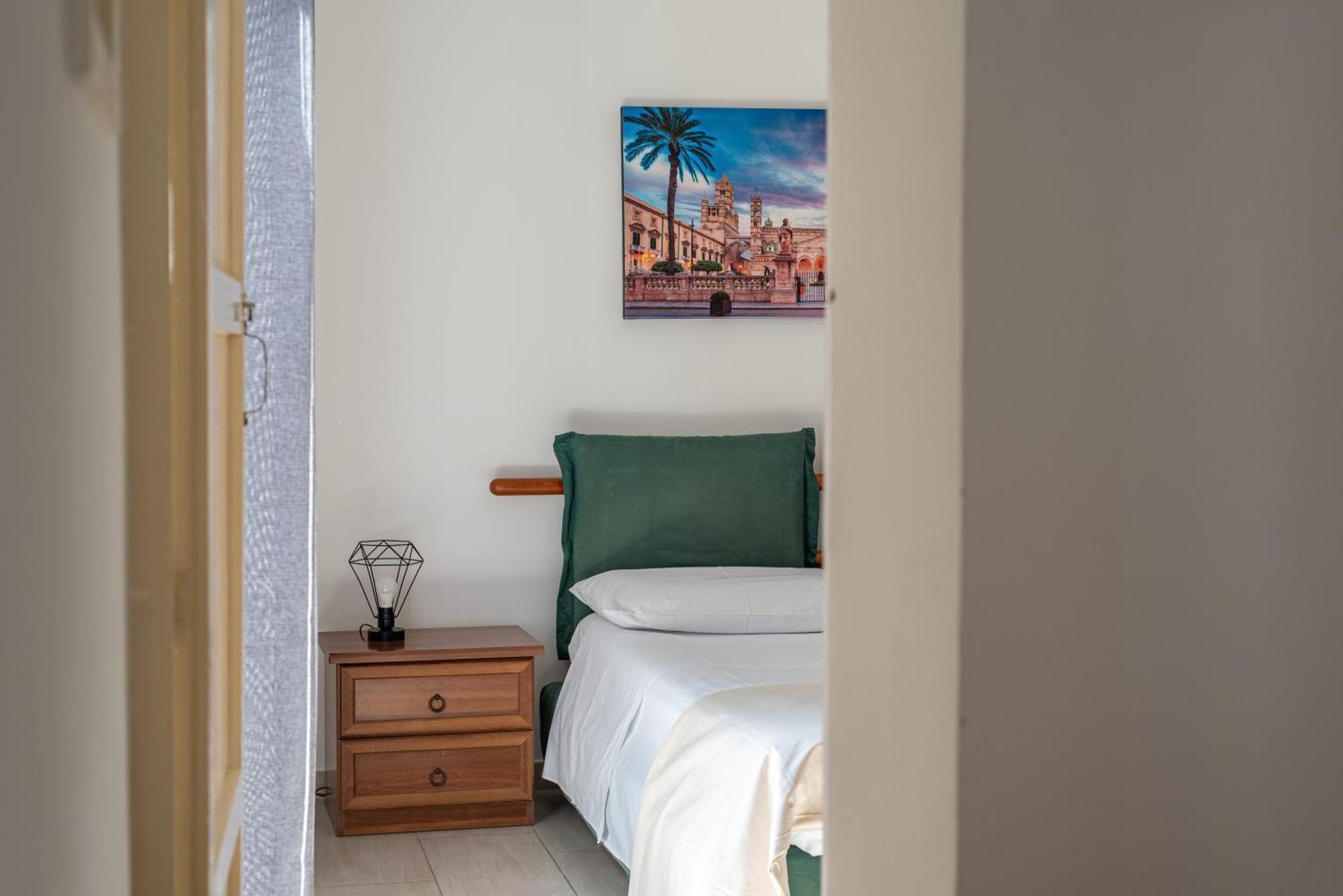 I Mori-Holiday Apartment Palerme Extérieur photo